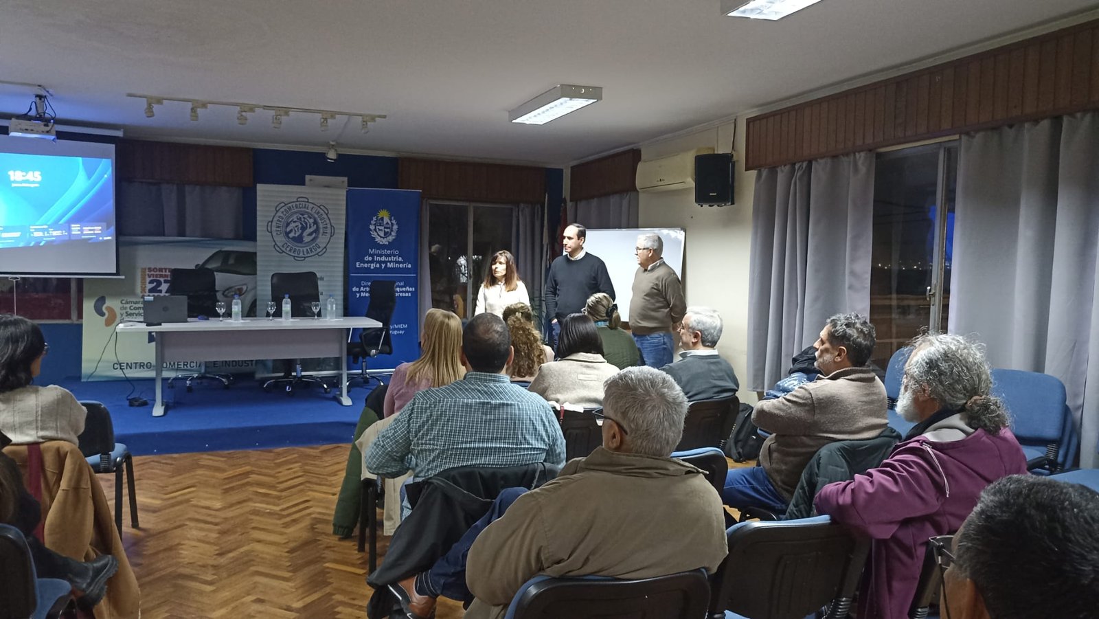 📊 Presentamos un estudio sobre el comercio y los servicios en Melo